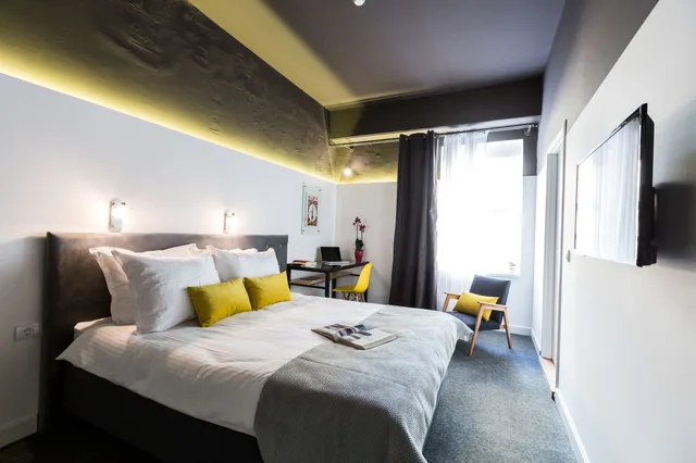 غرفة قياسية بسرير كوين بإطلالة على المدينة، Hotel Bohemian Garni 2/10
