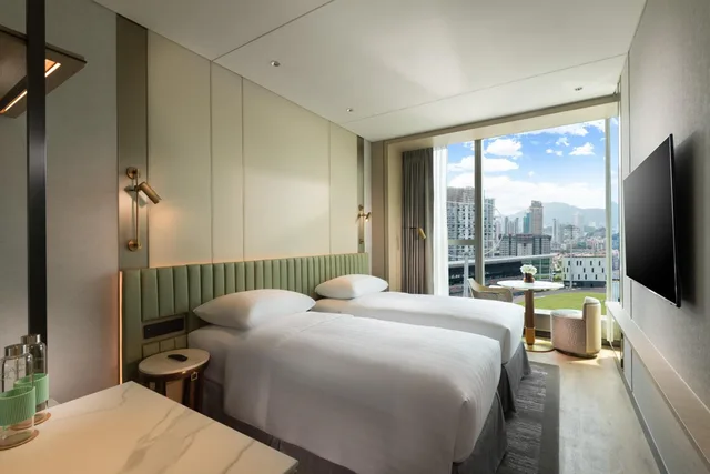 Dorsett, Twin Beds, Ground Floor, Accessible، Dorsett Kai Tak 1/2