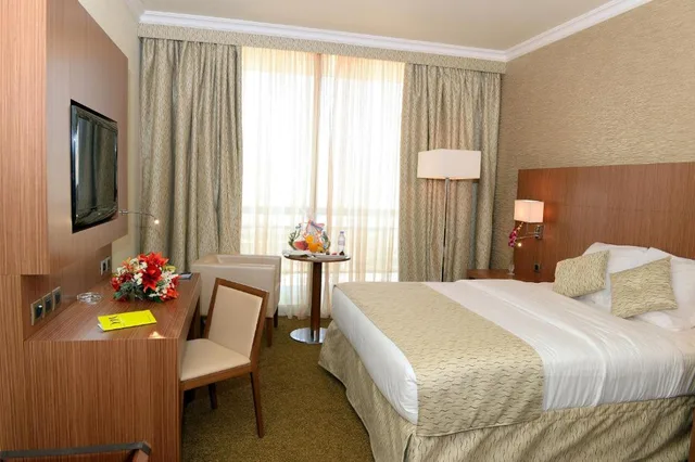 غرفة بريفيليج، Treffen House Doha next to Msheireb Metro Station and Souq Waqif 1/1