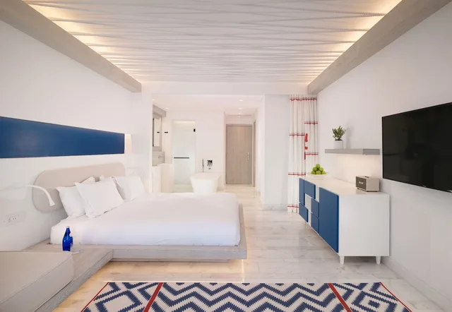 Glamour, Retreat, King Bed, Outdoor Jetted Tub, Sofa, Mykonos Riviera Hotel And Spa 2/3