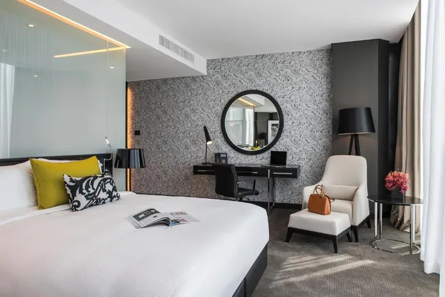 جناح بإطلالة، Amman Rotana 1/1