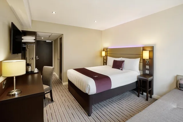 غرفة قياسية بسرير مزدوج، Premier Inn Great Yarmouth West (A47) Hotel 1/2