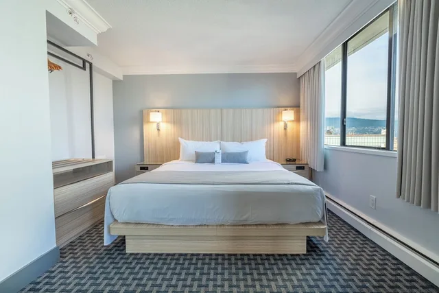 جناح تنفيذي بسرير كينج بغرفة نوم واحدة بمطبخ، Century Plaza Hotel & Spa 2/9