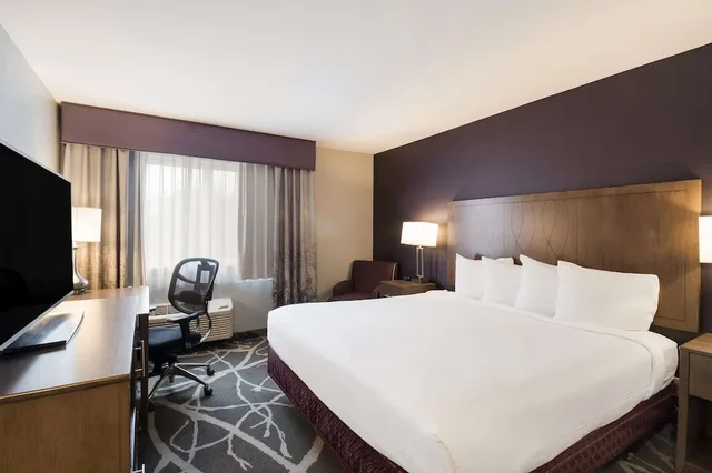 غرفة قياسية بسرير كينج، Best Western Mcminnville Inn 2/4