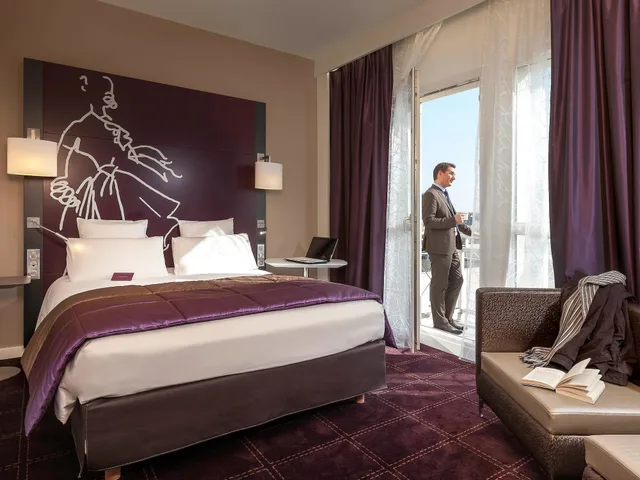 Classic, Twin Beds, Mercure Troyes Centre 1/7