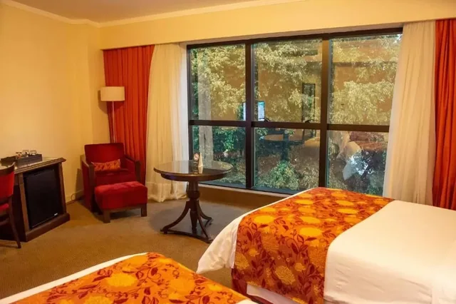 Executive, Twin Beds, Hotel Casino Acaray 1/1