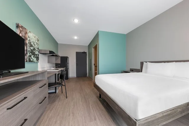 غرفة بسرير كوين لذوي الإعاقة، ECHO Suites Extended Stay by Wyndham Dallas Plano/Richardson 3/8