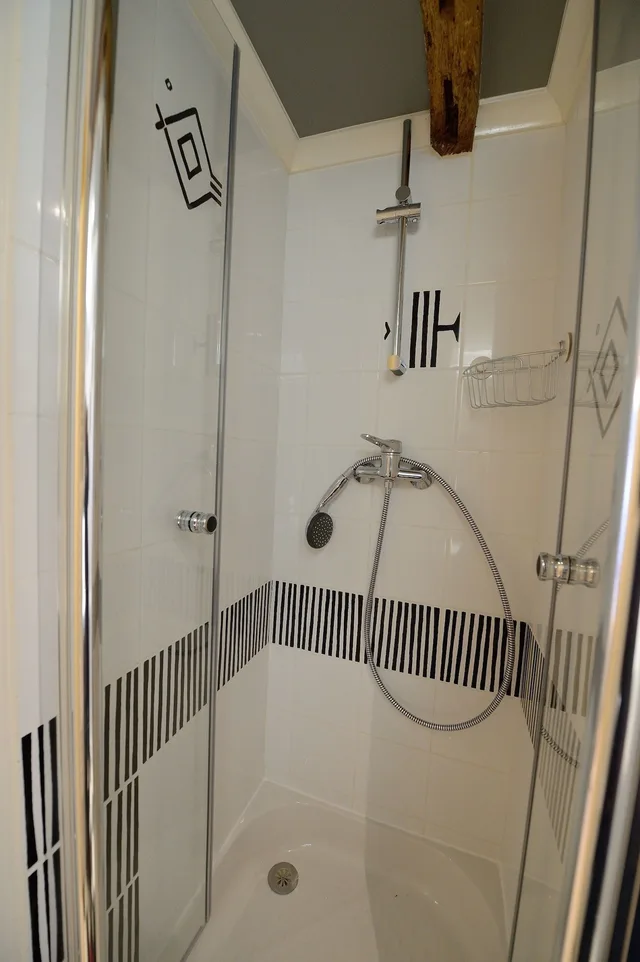 Bollywood, Studio, Double Bed، Les Patios Du Marais 4/4
