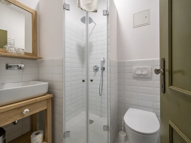 استوديو بسرير كوين، Apartment House Berghi Ii 6/6