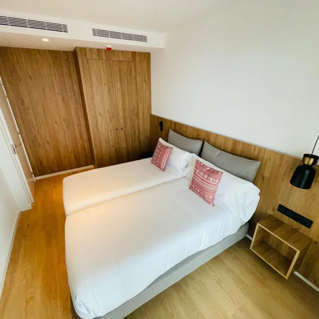 2 Bedrooms, Apartment, King Bed, City View, Tembo Barcelona 1/4