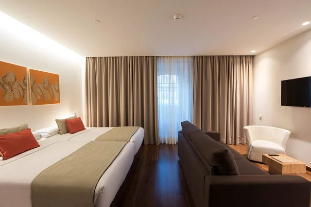 جناح جونيور مفرد، Carris Porto Ribeira 10/13