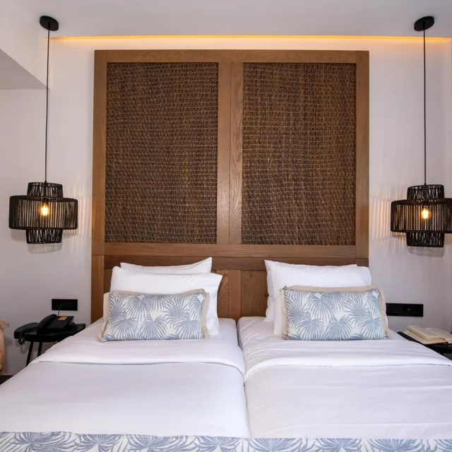 غرفة بسرير مزدوج بإطلالة على البحر بشرفة، Delfina Tropic Beach 6/9