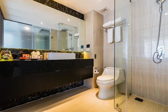 Room, King Bed, City View, No Balcony, Citrus Grande Hotel Pattaya By Compass Hospitality 7/7