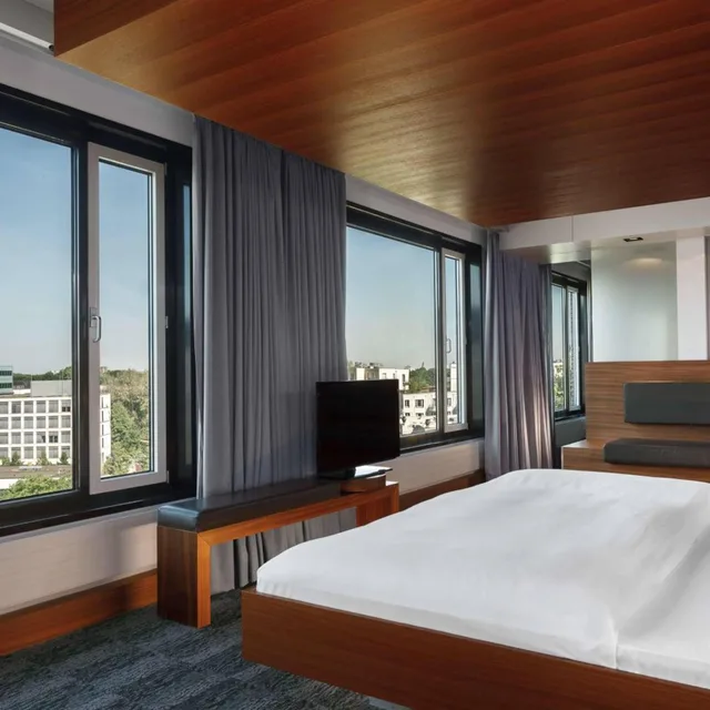 2 Bedrooms, Presidential, Suite, King Bed, SHERATON BERLIN GRAND HOTEL ESPLANADE 2/6