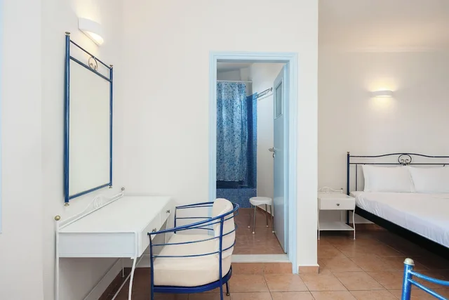 Grand, Suite, Double and Twin Beds, Caldera View, Kastro Suites 5/10