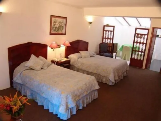 غرفة تقليدية بسرير مزدوج بحمام خاص، Hotel Libertador 2/3