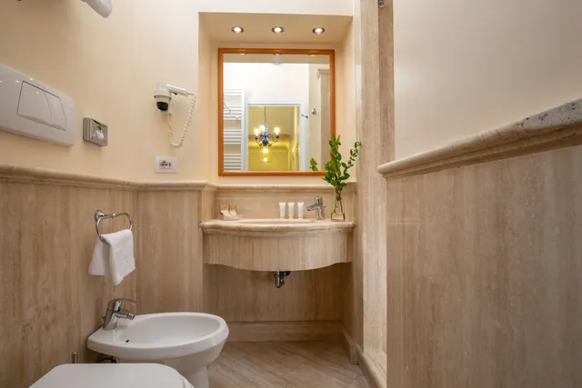 غرفة قياسية مزدوجة، Mozart Hotel Rome 3/5