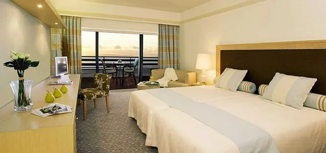 غرفة كلاسيكية بإطلالة على المدينة، Pestana Carlton Madeira 2/5