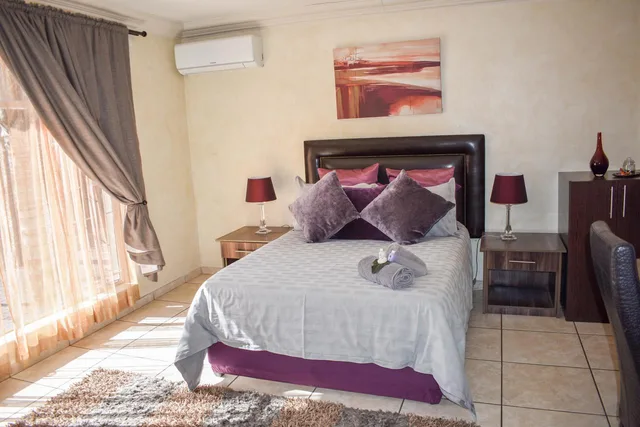 Superior, Double or Twin Bed, Blue Sparrow Guest House 1/2
