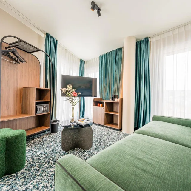 جناح جونيور بسرير كينج، Hotel D Bulle 5/10
