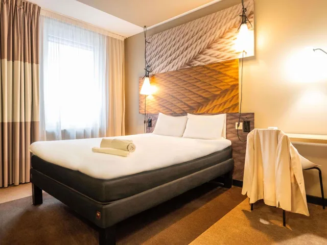 غرفة بسرير كينج لذوي الإعاقة، Ibis Geneve Centre Lac 1/7