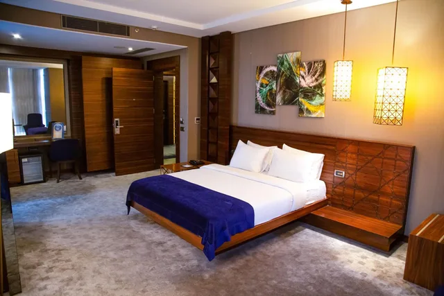 2 Bedrooms, Family Suite, Double Bed, Gold Majesty Hotel 4/11