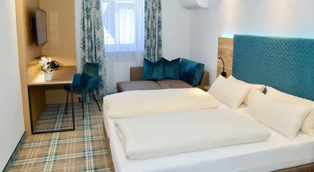 غرفة كومفورت بسرير مزدوج مع أريكة، Hotel zur Post 3/10