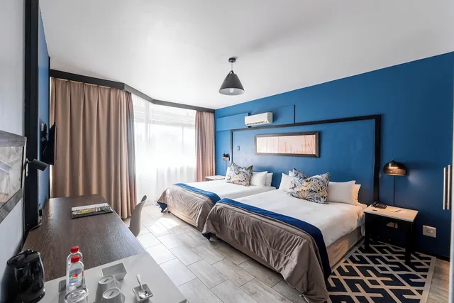 غرفة قياسية بسريرين منفصلين، Indaba Lodge Hotel Richards Bay 4/7