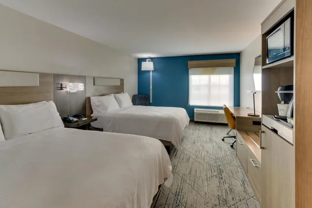 غرفة بسريرين كوين، Holiday Inn Express Suites Ardmore An Ihg Hotel 1/5