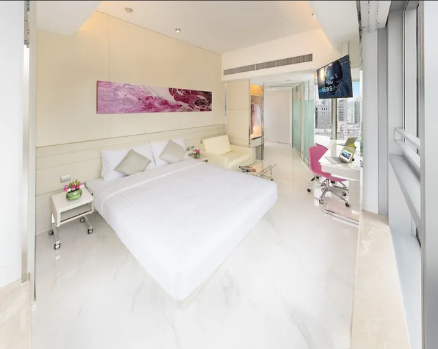 غرفة بزنس ديلوكس عائلية بسرير كوين مع أريكة، iclub Mong Kok Hotel 1/1