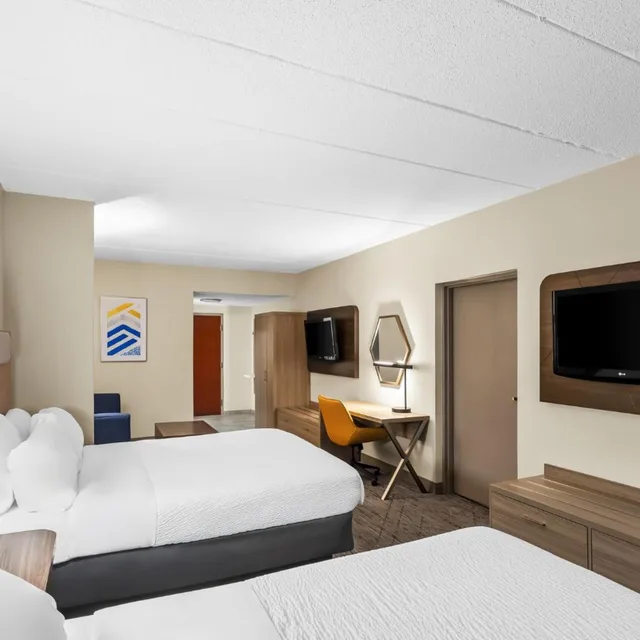 غرفة بسريرين كوين لذوي الإعاقة، Holiday Inn Express Hotel And Suites Charleston Southridge 2/5