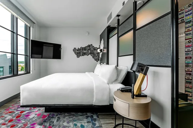 Aloft, King Bed، Aloft Columbus Easton 1/1