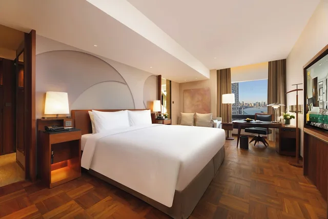 Bund, Studio, King Bed، MaxX By Steigenberger Shanghai On the Bund 1/5