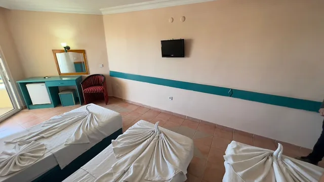 Standard, Quadruple, Queen and Twin Beds, Kleopatra Sun Light Hotel 2/9