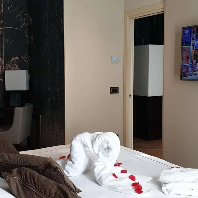 جناح بسرير كوين بشرفة، Best Western Plus Hotel Perla Del Porto 9/10