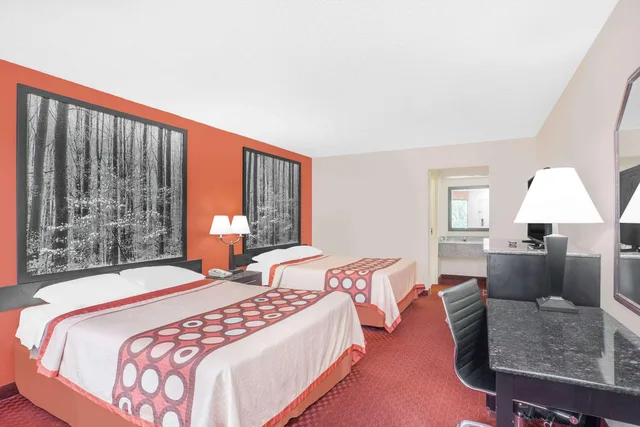 غرفة رباعية بسريرين كوين، Super 8 By Wyndham Bulls Gap Greeneville Area 2/7