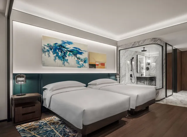 غرفة بسريرين منفصلين في طابق مرتفع، Andaz Hotel Macau 2/3