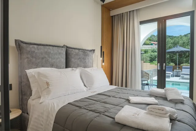 غرفة سوبيريور بسرير كوين بمسبح خاص، Nikon Boutique Hotel 5/8