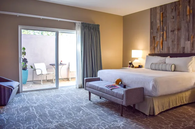 غرفة بسرير كينج لذوي الإعاقة، Beachside Inn 2/4