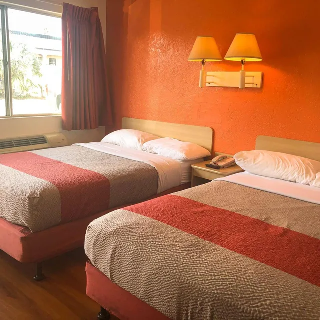 غرفة بريميوم رباعية، Motel6 Jacksonville, FL - Orange Park 8/10