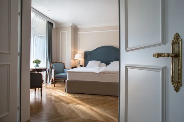 جناح بريميوم بسرير مزدوج، Victoria Jungfrau Grand Hotel And Spa 1/4