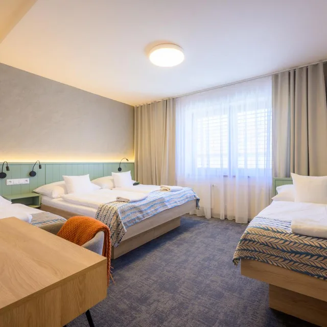 غرفة رباعية، Hotel Roudna 1/10