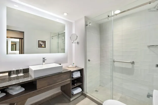 Standard, King Bed, Lounge Access, Club Floor, Crowne Plaza San Jose La Sabana by IHG 8/8