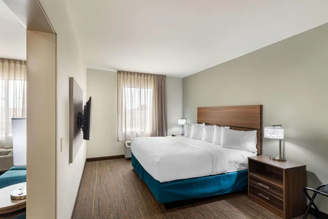 Efficiency, Suite, King Bed, Accessible، Mainstay Suites Lancaster Dallas South 2/2