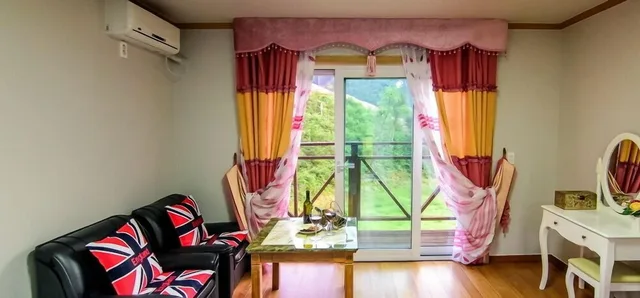 غرفة ديلوكس بسرير كوين، Heidi Pension G House 8/10