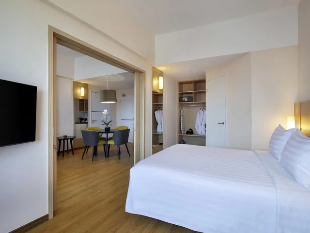 غرفة تنفيذية بسرير كوين، IBIS BANDUNG TRANS STUDIO 2/3