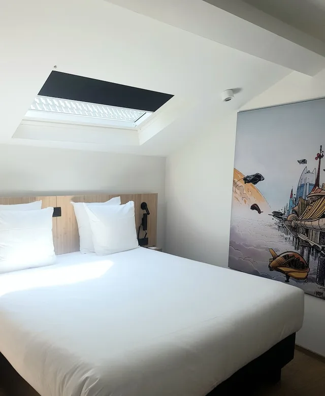 غرفة عائلية بسرير كوين، Comic Art Hotel 1/2