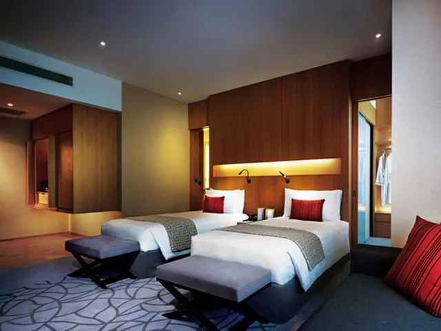 Executive, Suite, Resorts World Genting - RW Hotel (Formerly known as Highlands Hotel) 2/10
