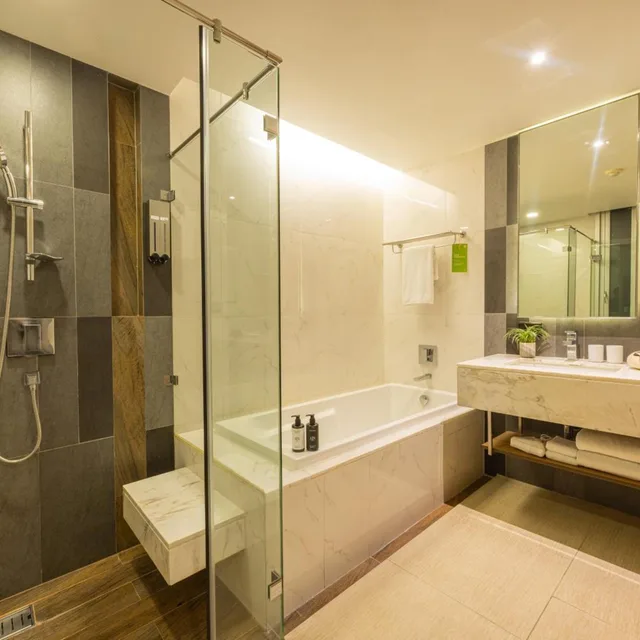 جناح سوبيريور بسرير كينج بغرفة نوم واحدة، Lit Bangkok Residence 9/10