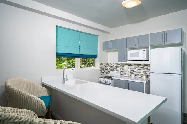 1 Bedroom, Suite, Double Bed, Ocean Front، South Gap Hotel 2/3